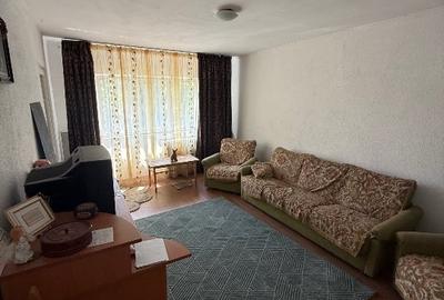 Apartament cu 2 camere decomandat, mobilat în Cantacuzino