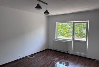 Apartament cu 2 camere decomandat în Central - 3