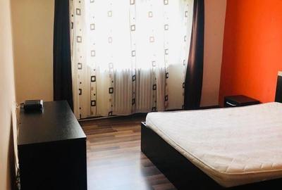 Apartament cu 2 camere decomandat, mobilat în Cetate