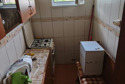 Apartament cu 2 camere decomandat în Drumul Taberei - 4