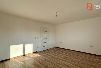 Duplex cu 5 camere cu Canalizare în Sânandrei - 9