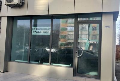 Spațiu comercial, de 55 mp, în Central - 2