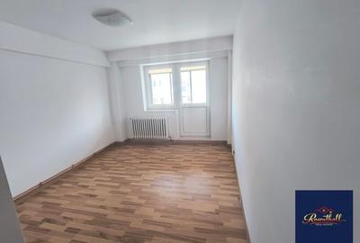 Apartament cu 3 camere decomandat în Central - 7