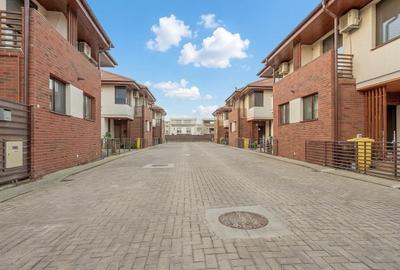 Duplex cu 4 camere cu Canalizare în Pipera - 28