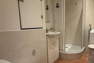 Garsonieră decomandată în Răcădău