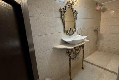 Duplex cu 4 camere cu Canalizare în Democrației - 11