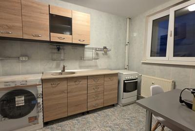 Apartament cu 2 camere decomandat în Baba Novac - 11