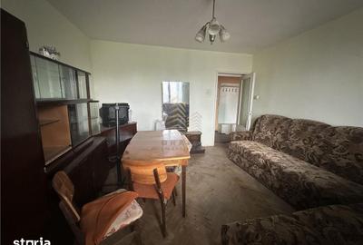 Apartament cu 3 camere decomandat în Independenței - 1
