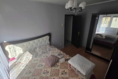 Apartament cu 3 camere decomandat în Rahova - 7