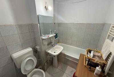 Apartament cu 3 camere decomandat în Tomis III - 5