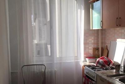 Garsonieră decomandată în P-ța Unirii - 1