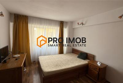Garsonieră decomandată, mobilată în 1 Decembrie