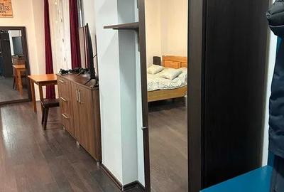 Garsonieră decomandată, mobilată în Central