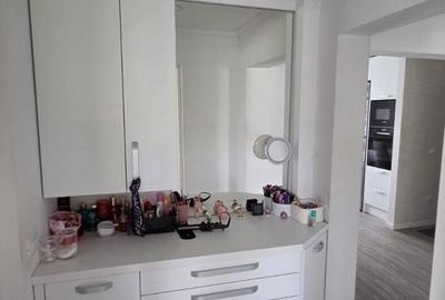 Apartament cu 3 camere în Micro 16 - 7