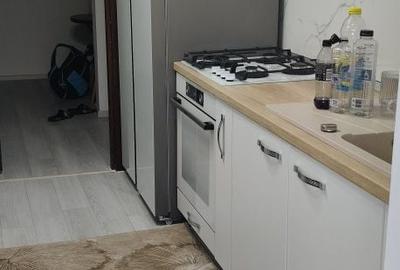 Apartament cu 3 camere decomandat în Central - 3