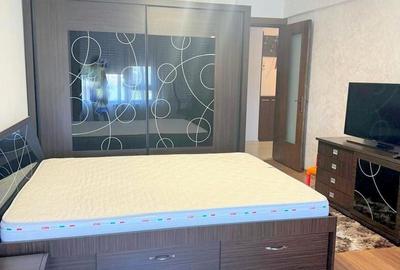 Apartament cu 2 camere decomandat în - 6