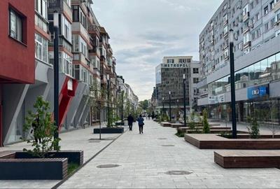 Apartament cu 3 camere semidecomandat în Tomis Mall