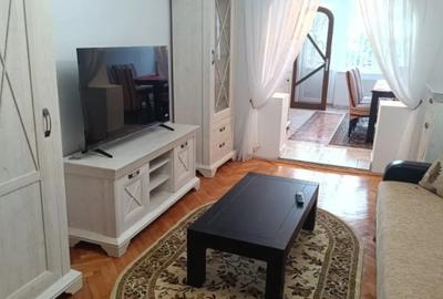 Apartament cu 4 camere decomandat în Central - 2