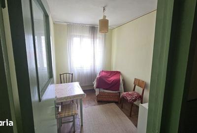 Apartament cu 3 camere în Central - 3