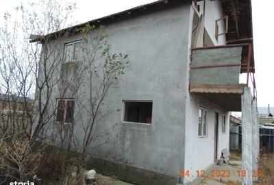 Casă cu 3 camere în Cocani - 2
