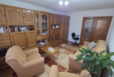 Apartament cu 3 camere în Aiud