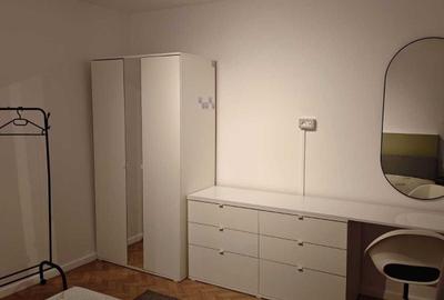 Apartament cu 3 camere decomandat în Brâncoveanu