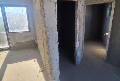 Casă individuală cu 12 camere cu Canalizare în Central - 5