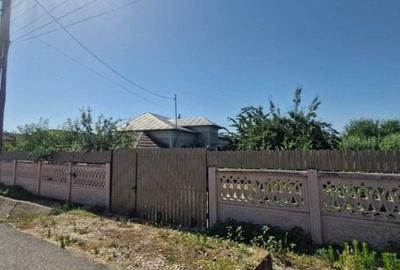 Casă cu 4 camere cu Teren 400 Mp în Smârdioasa - 4