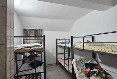Casă individuală cu 8 camere cu Canalizare în Simeria - 1