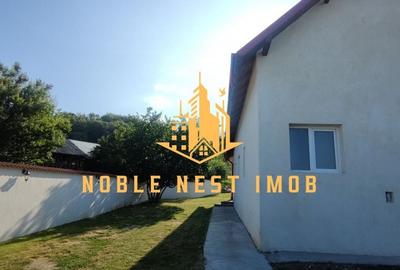 Casă cu 5 camere cu Teren 2500 Mp în Central