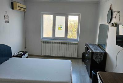 Apartament cu 2 camere decomandat în Micro 16 - 6