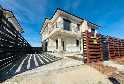 Casă cu 4 camere cu Teren 250 Mp în Corbeanca