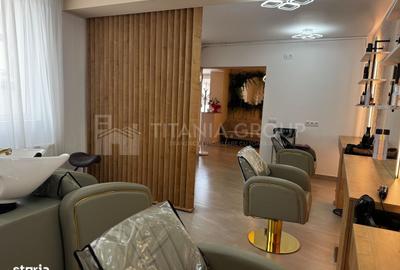 Spațiu comercial, de 50 mp, în Central - 8