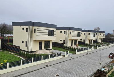 Casă individuală cu 4 camere cu Canalizare în Nord - 2