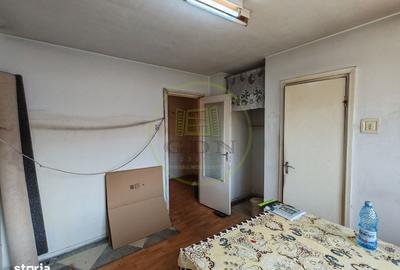 Apartament cu 3 camere decomandat în Ștrand