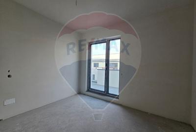 Apartament cu 3 camere în Între Lacuri - 10
