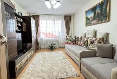 Apartament cu 3 camere decomandat în Decebal - 12