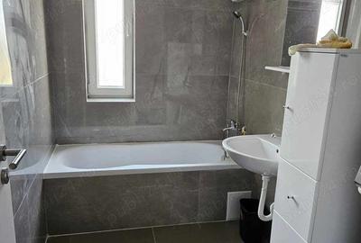 Apartament cu 2 camere decomandat în Giroc