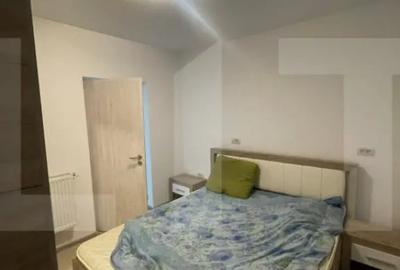 Casă cu 5 camere cu Teren 350 Mp în Dumbrăvița