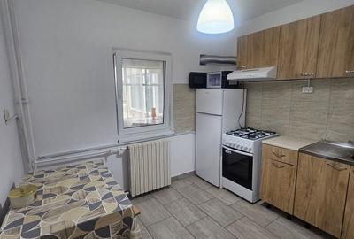 Apartament cu 2 camere decomandat în Central - 3