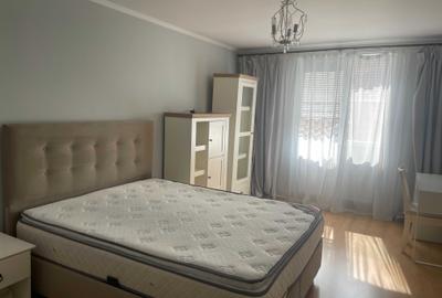 Apartament cu 4 camere decomandat în P-ța Unirii - 8