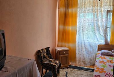 Apartament cu 3 camere decomandat în Central - 2