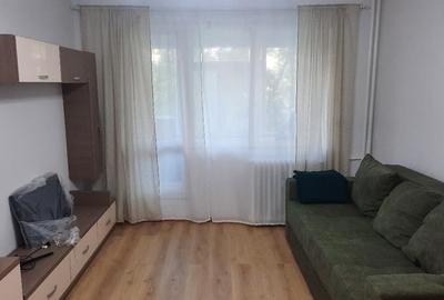 Apartament cu 2 camere decomandat în Alexandru Obregia - 1