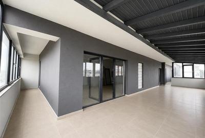 Penthouse cu 4 camere decomandat în C5 - 1