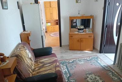 Apartament cu 2 camere decomandat în Mărăței