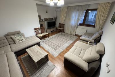 Apartament cu 2 camere decomandat, mobilat în Palazu Mare