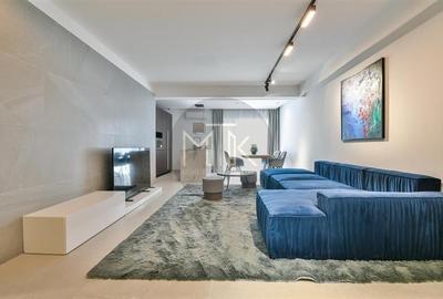 Apartament cu 3 camere decomandat, mobilat în Central