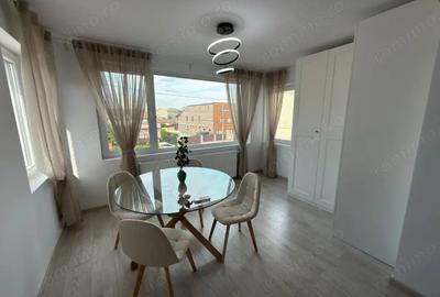 Apartament cu 3 camere decomandat în Central - 4