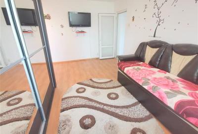 Apartament cu 2 camere semidecomandat în Narcisa