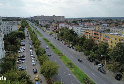 Apartament cu 2 camere decomandat în 1 Mai